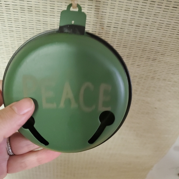 Rustic/Country Christmas Bell Decor - Picture 5 of 6